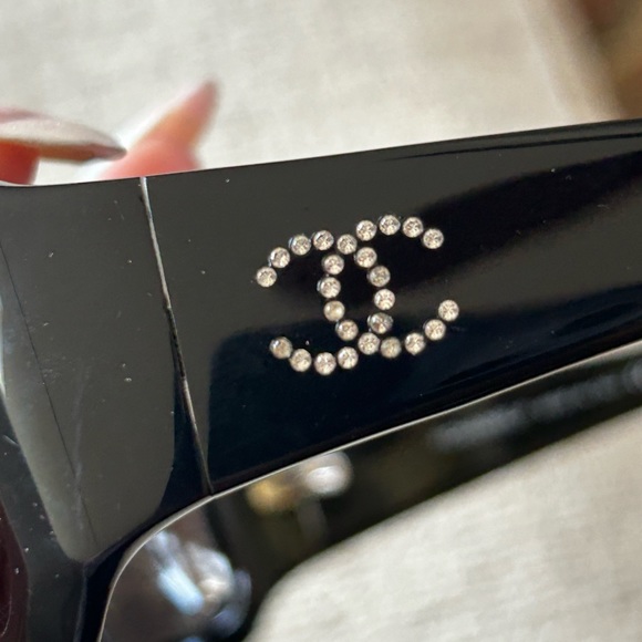 Chanel Sunglasses - Picture 14 of 14